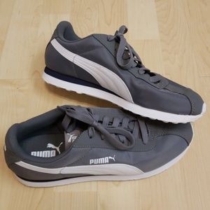 🤩👟NWOT👟🤩 - Puma Sneakers Size 10